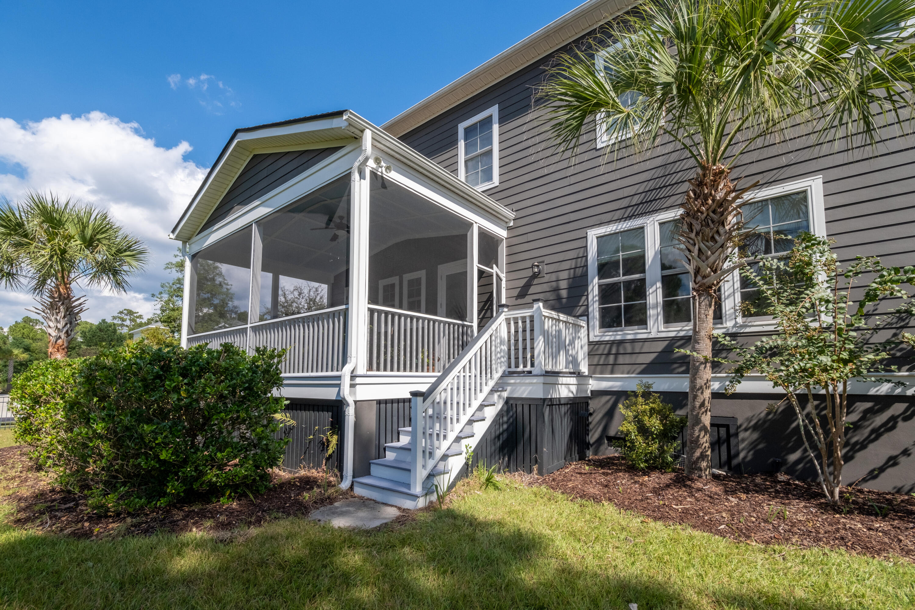 1560 Rivertowne Country Club Drive