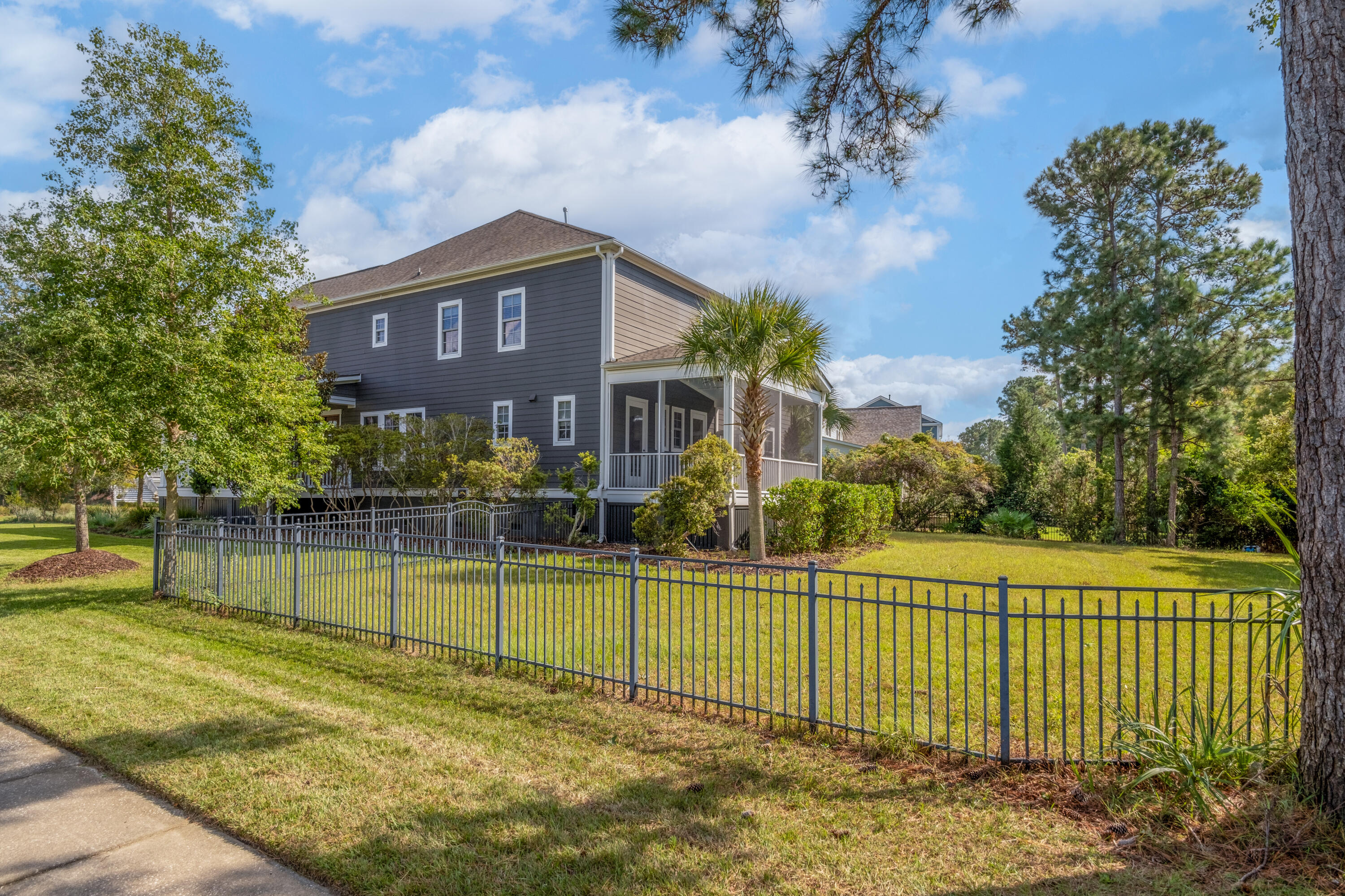 1560 Rivertowne Country Club Drive