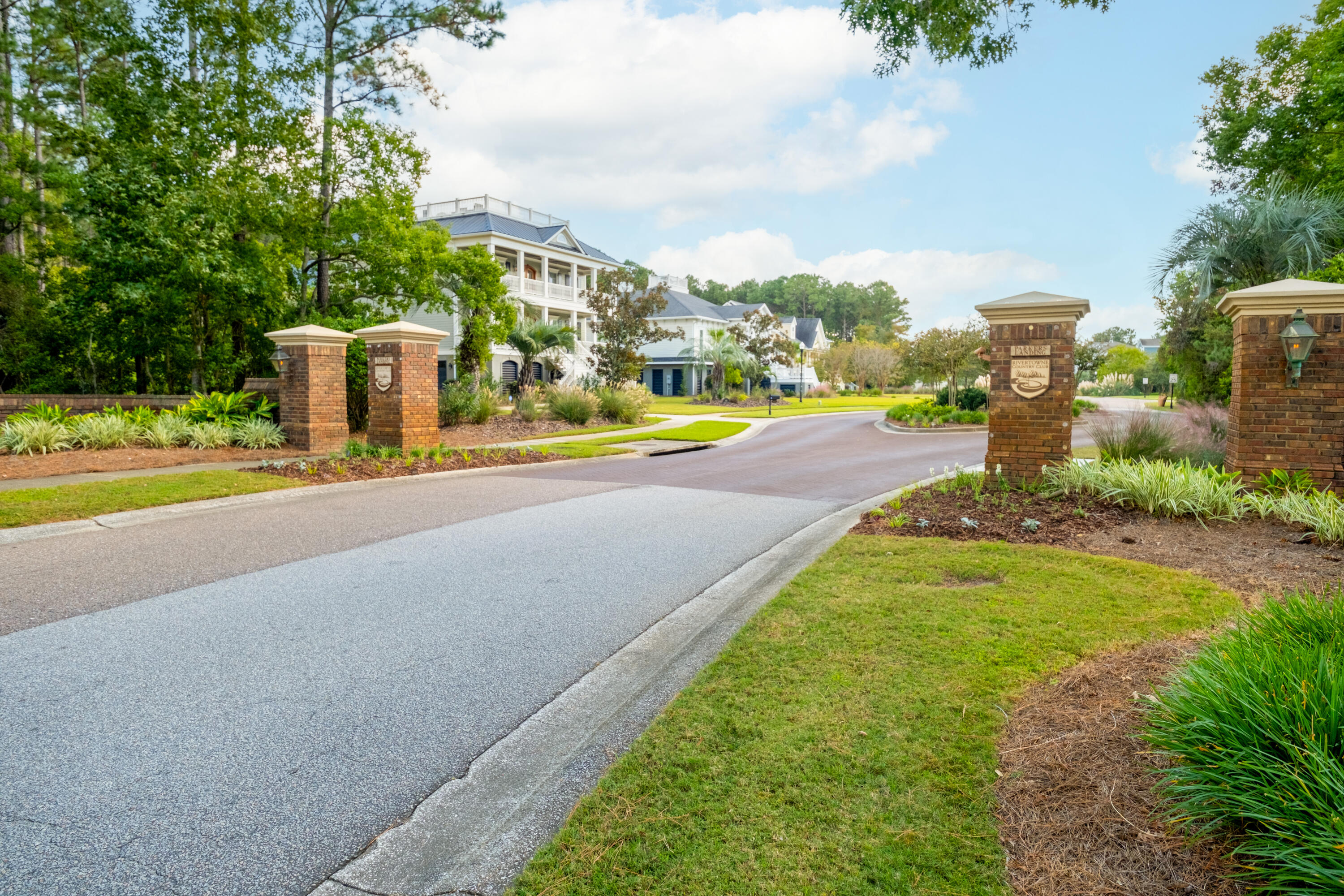 1560 Rivertowne Country Club Drive