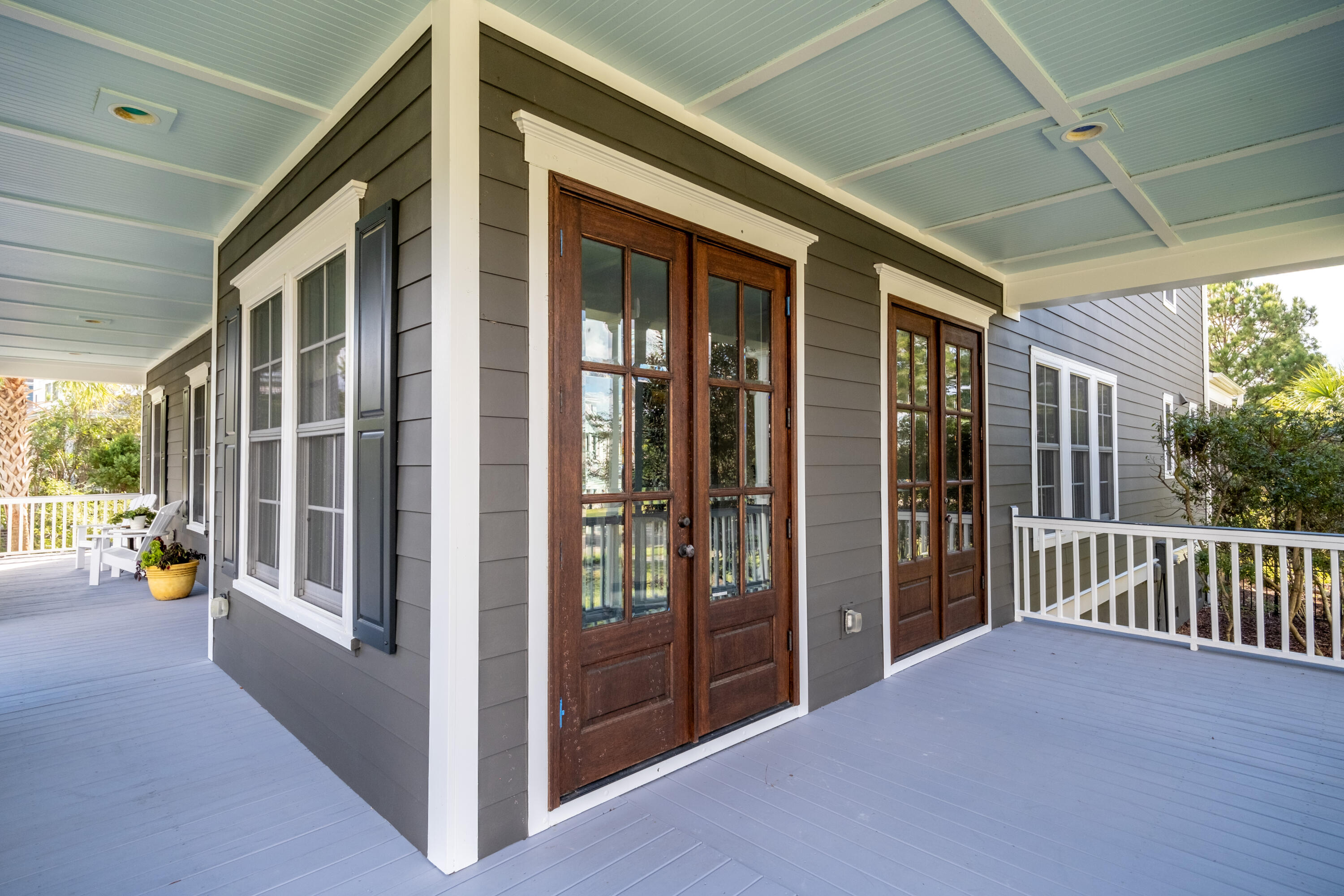 1560 Rivertowne Country Club Drive