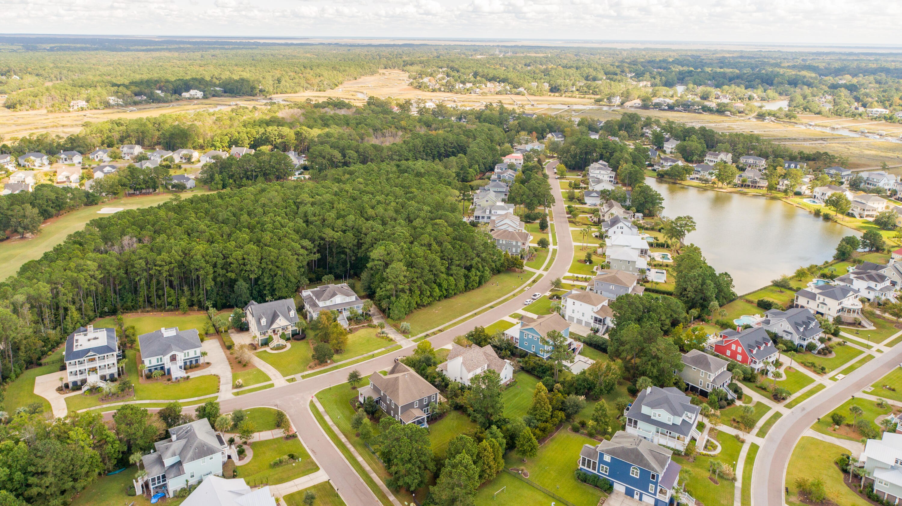 1560 Rivertowne Country Club Drive