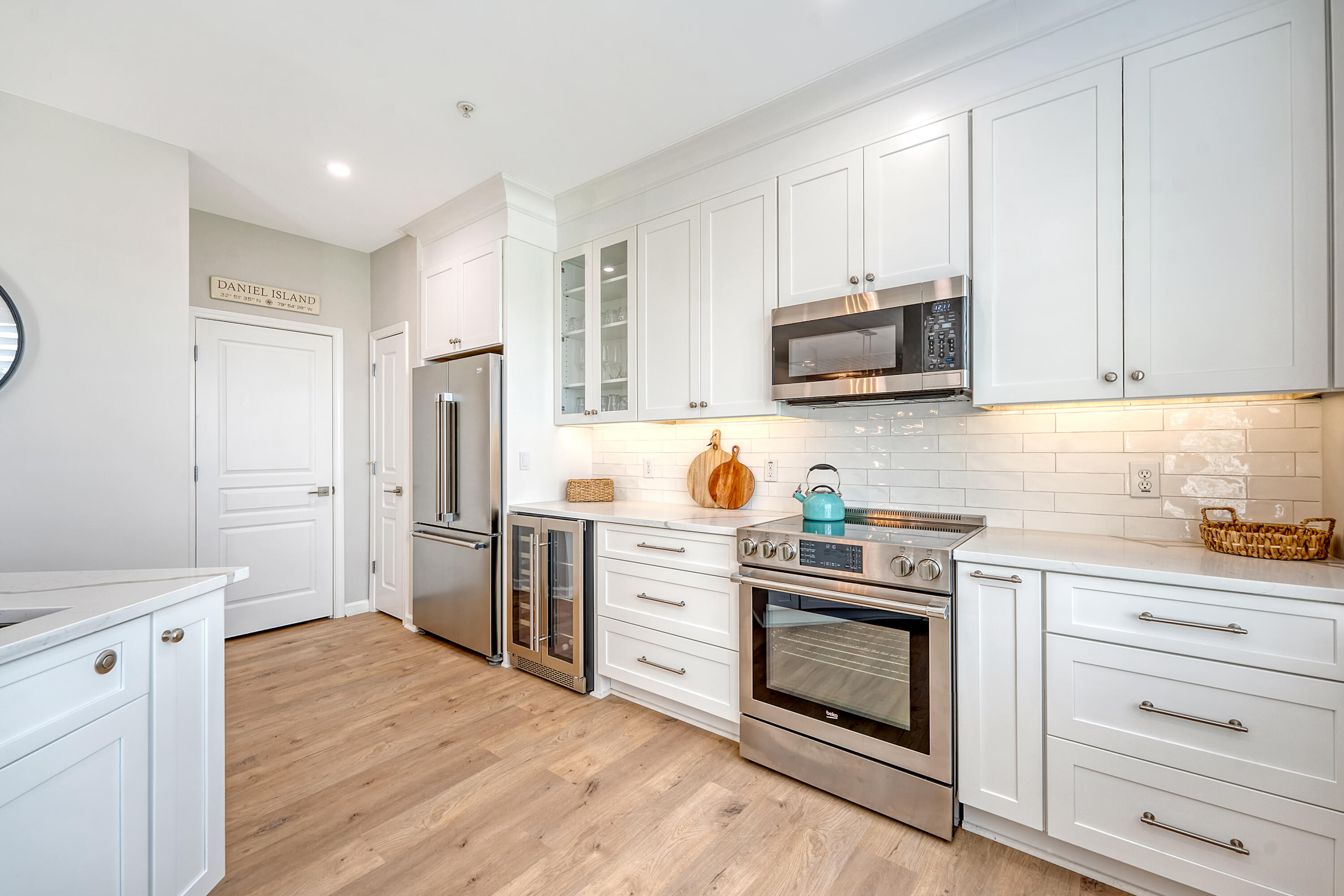 260 Seven Farms Drive # 306