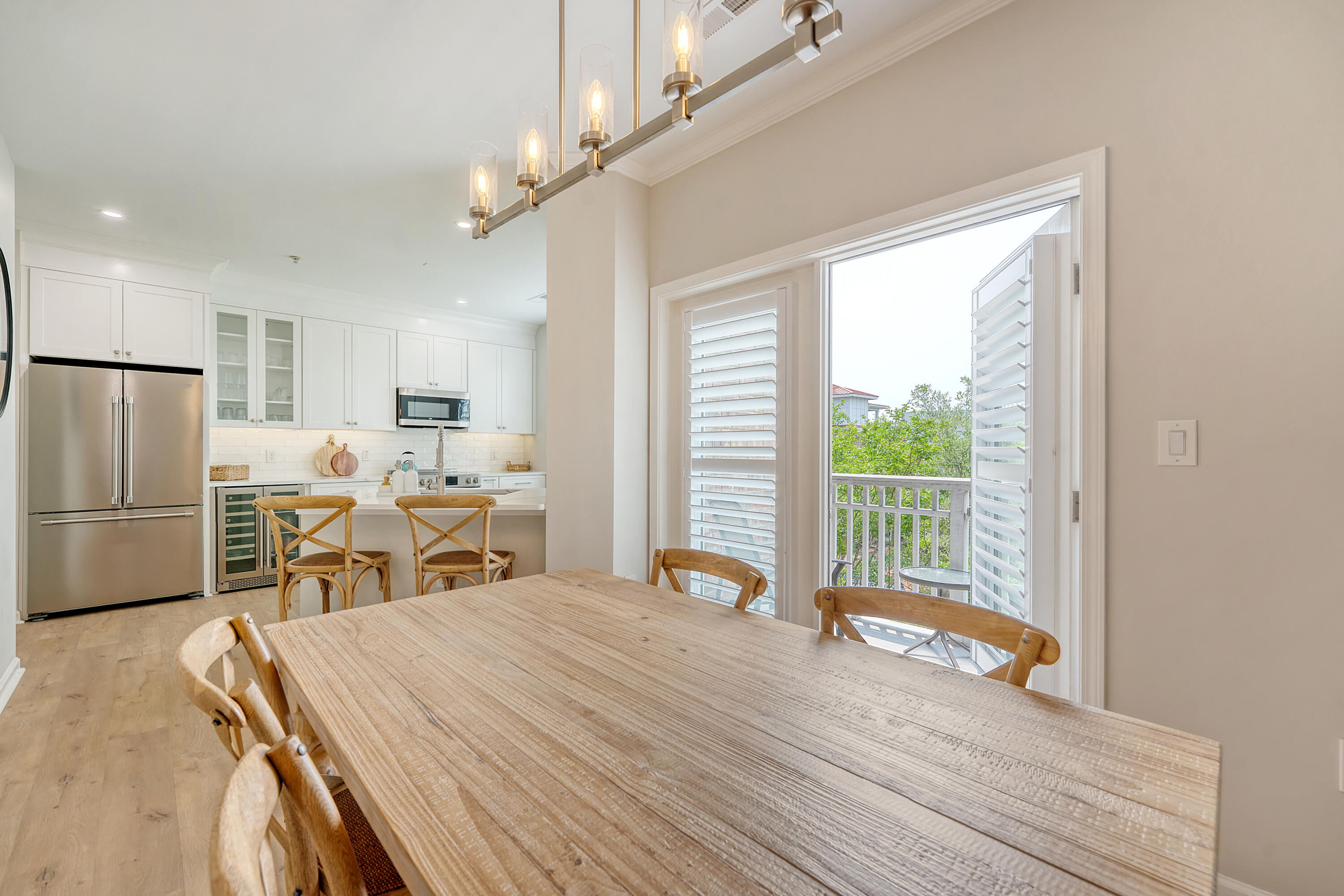 260 Seven Farms Drive # 306