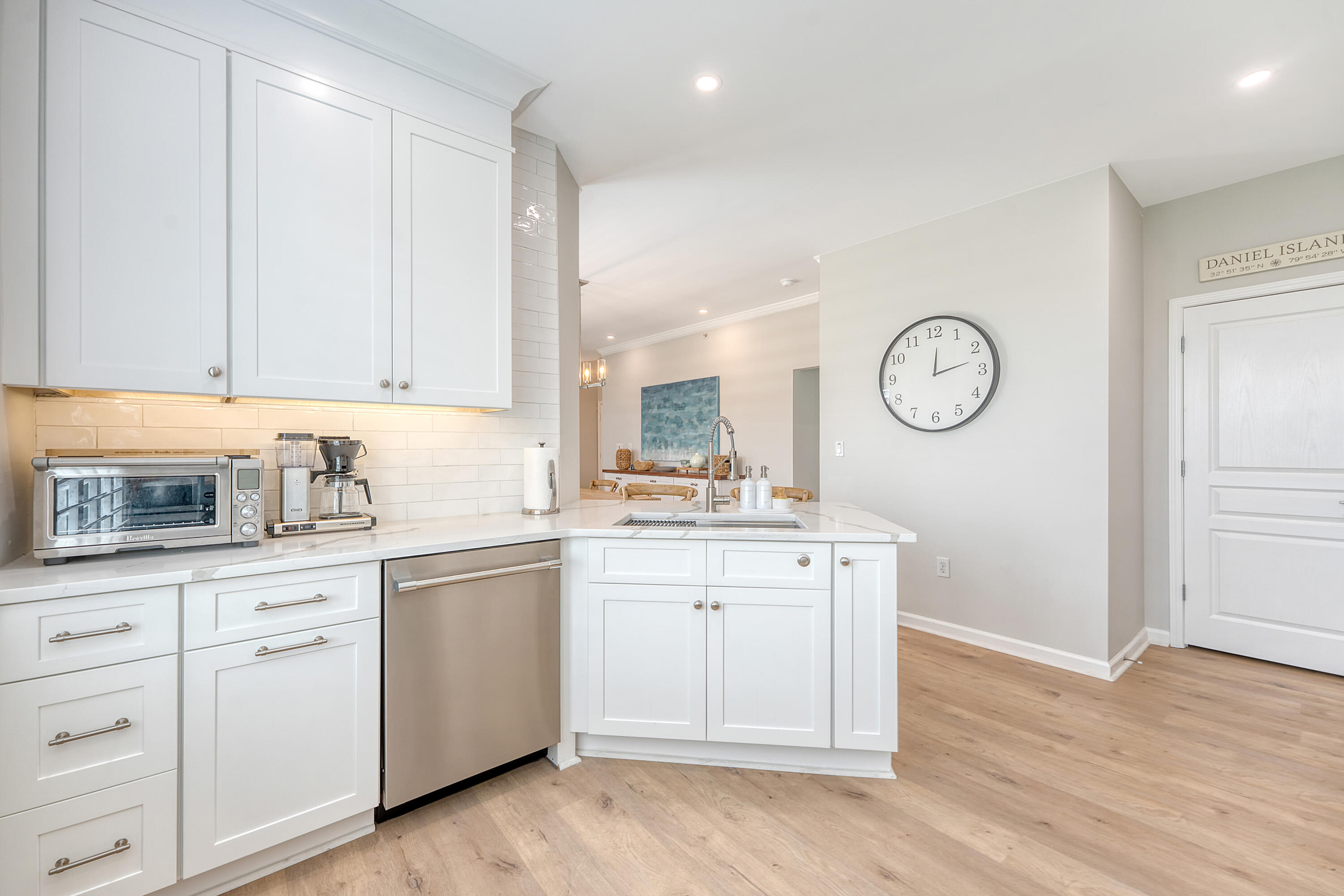 260 Seven Farms Drive # 306