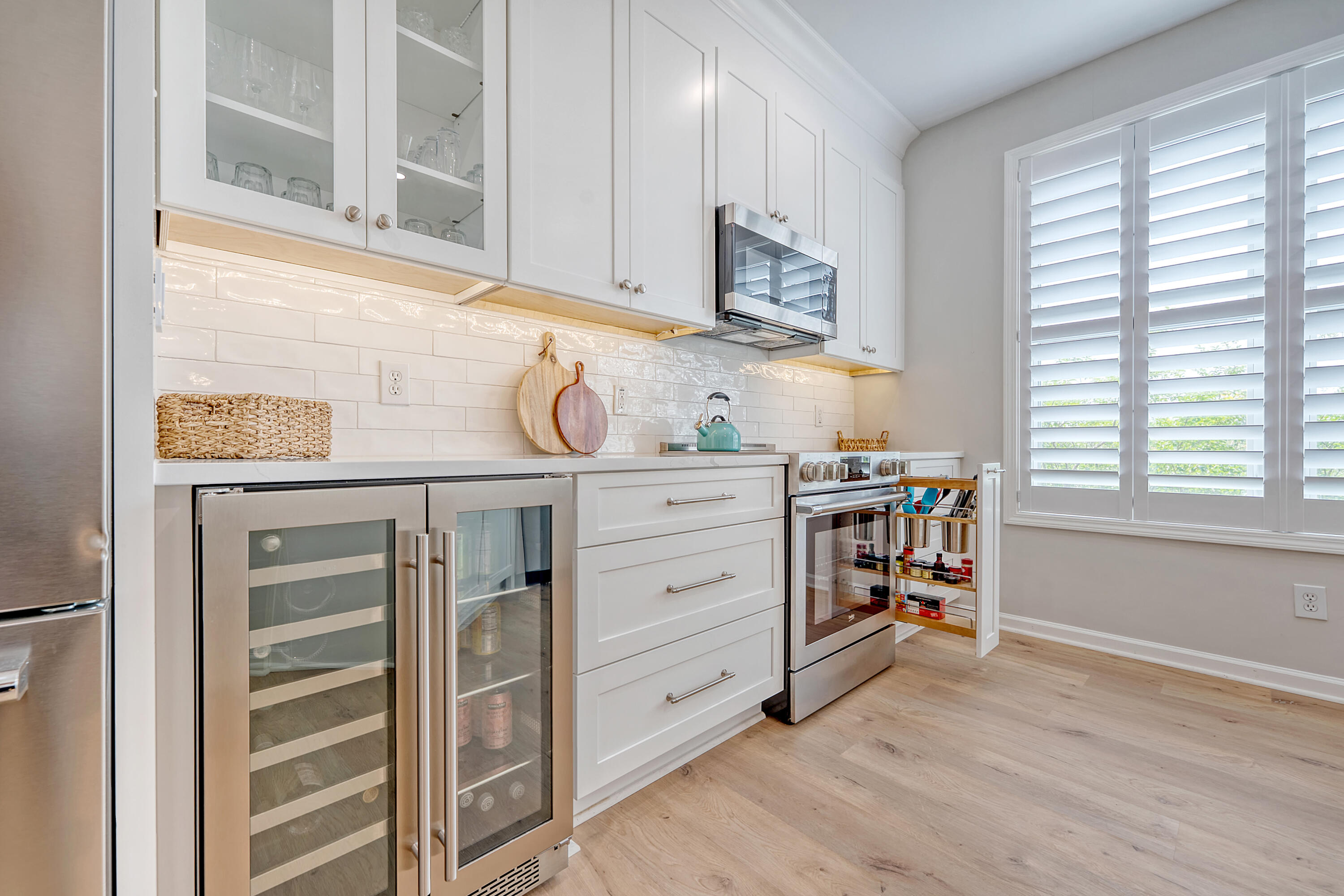 260 Seven Farms Drive # 306