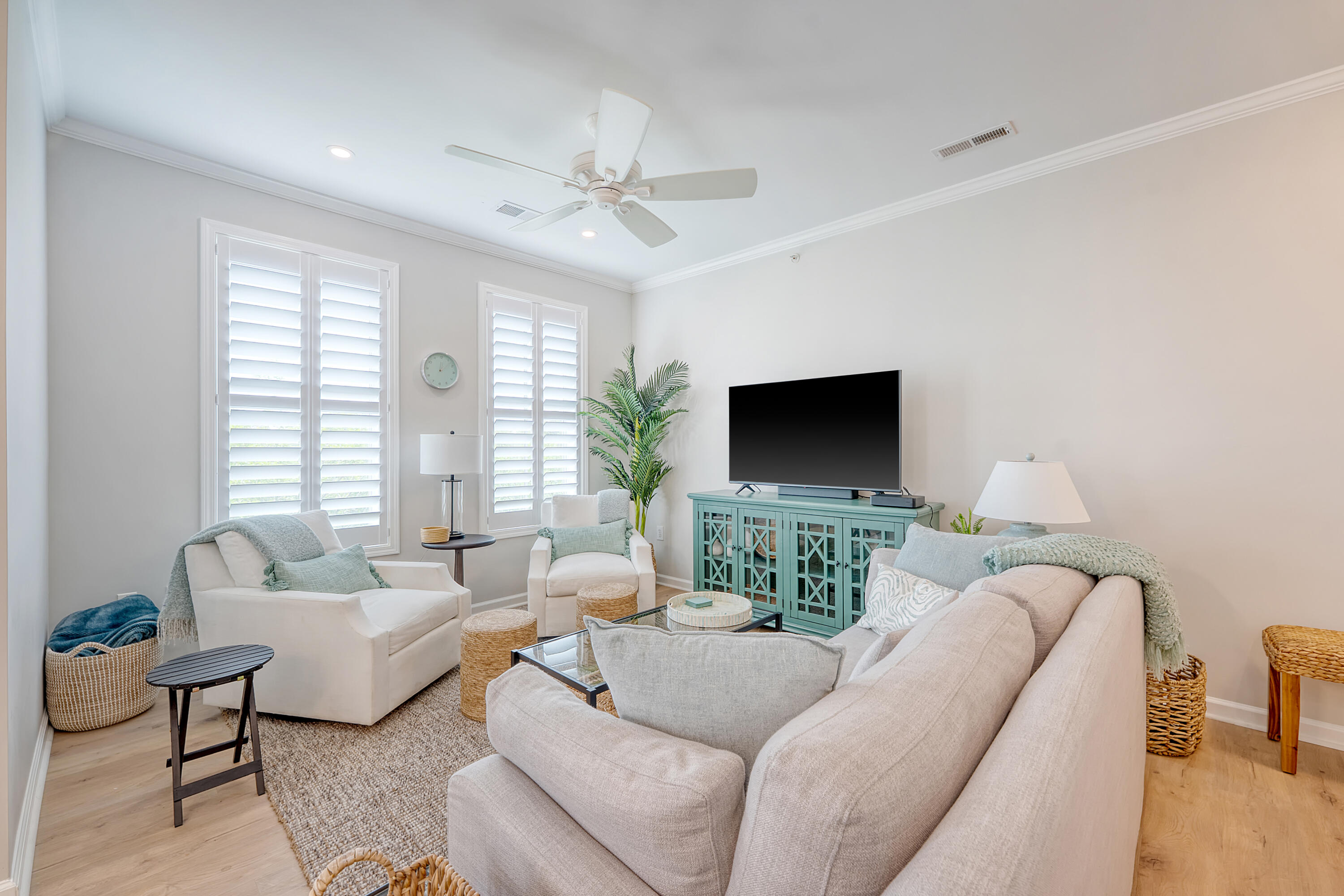 260 Seven Farms Drive # 306