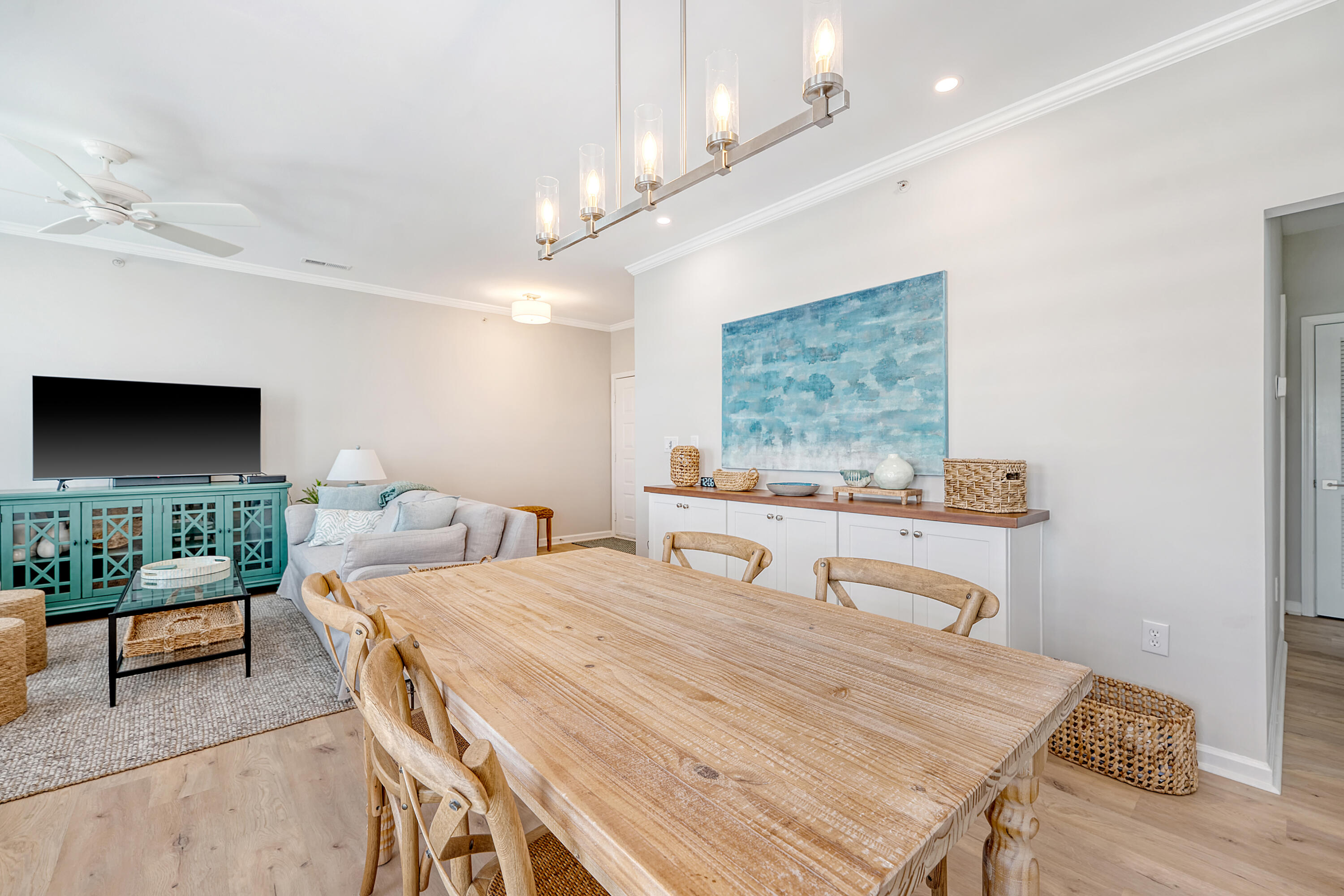 260 Seven Farms Drive # 306