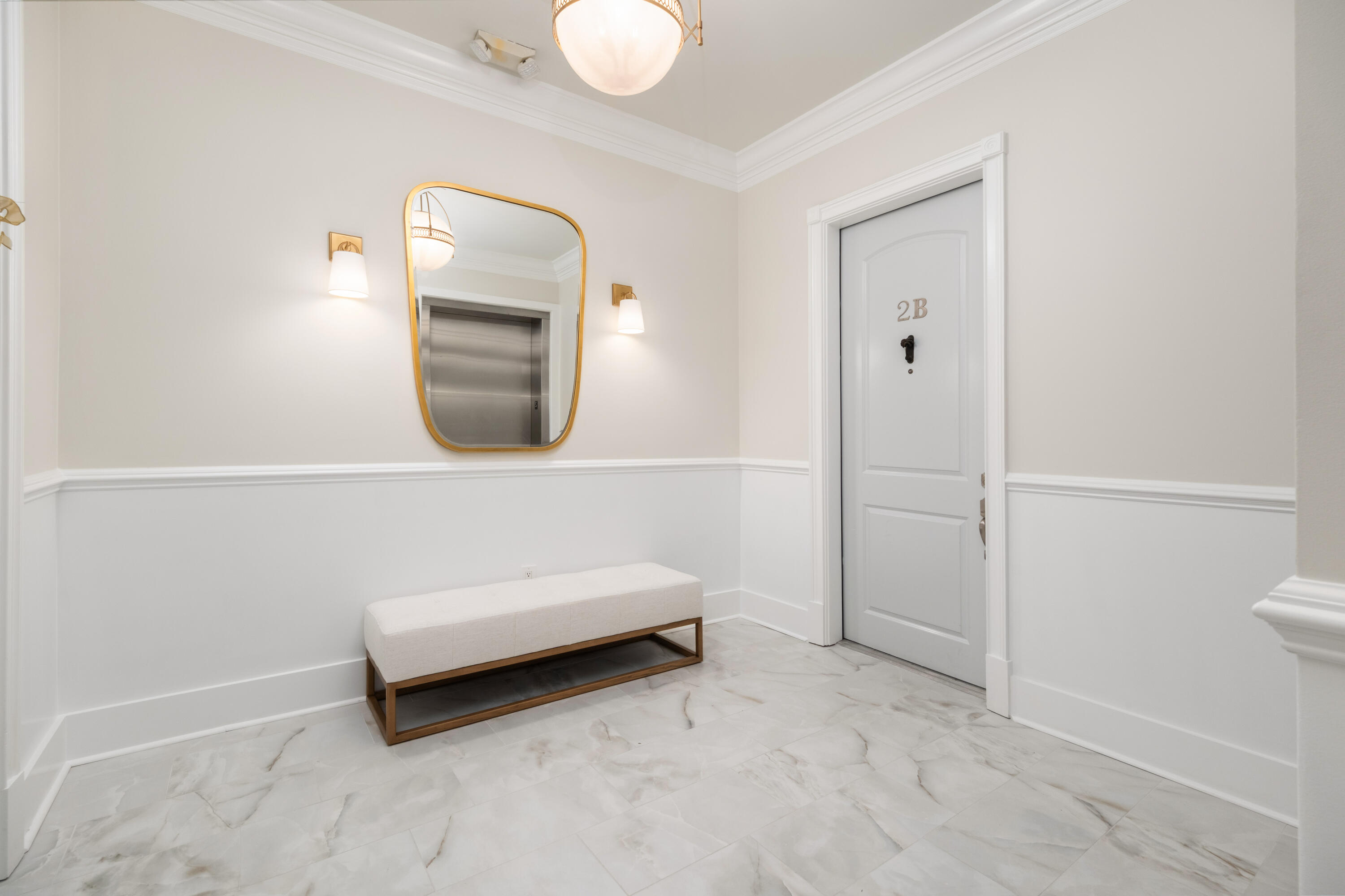 144 Fairbanks Oak Alley # 2b