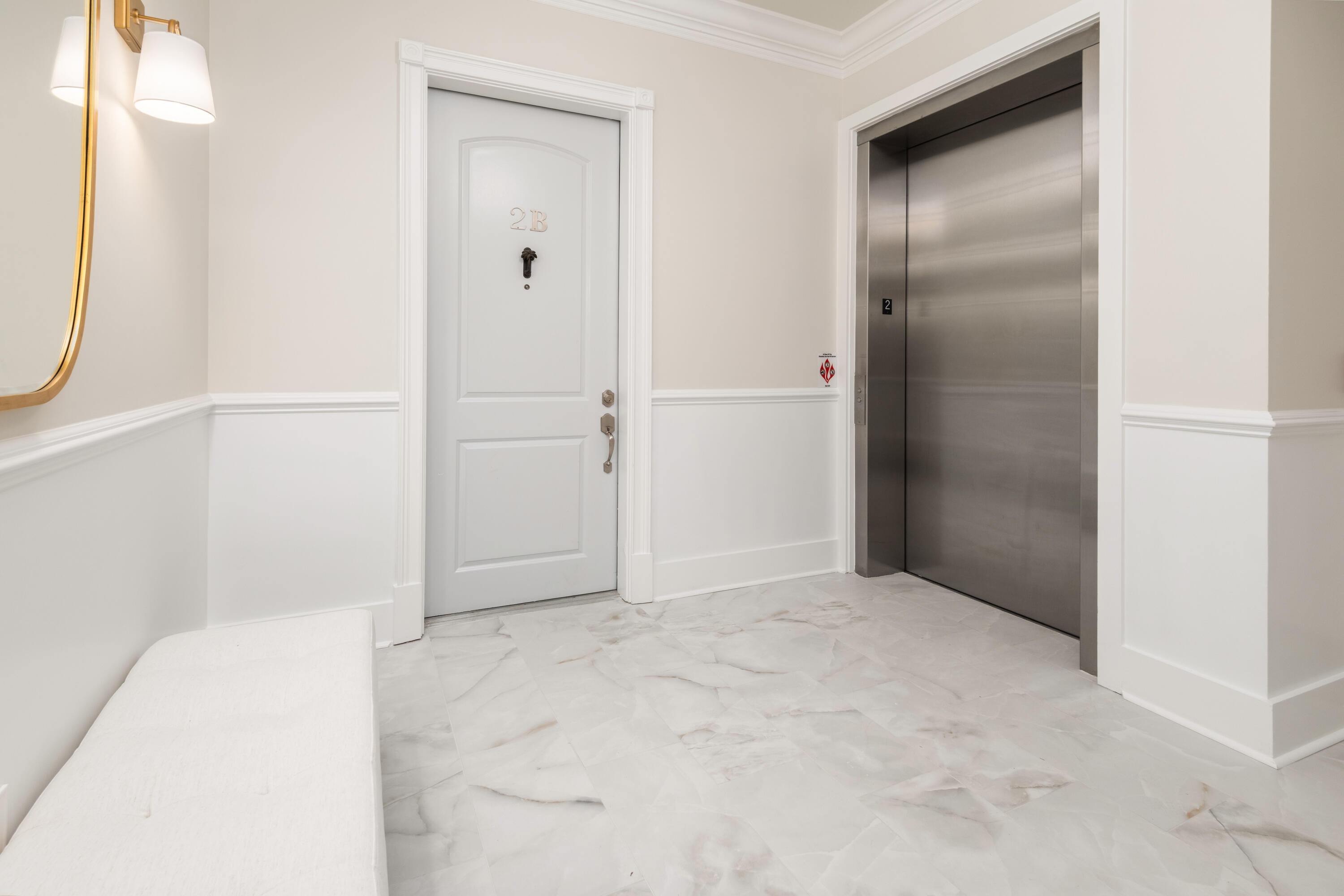 144 Fairbanks Oak Alley # 2b