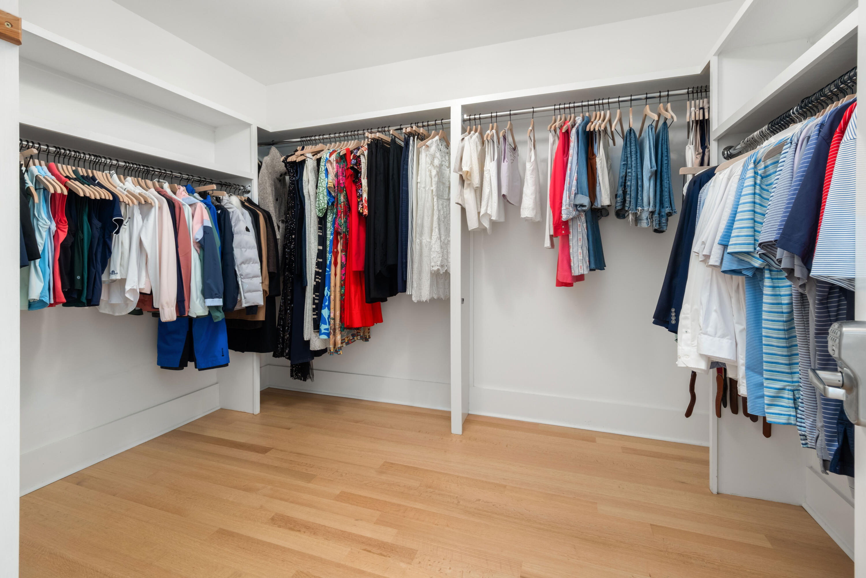 144 Fairbanks Oak Alley # 2b