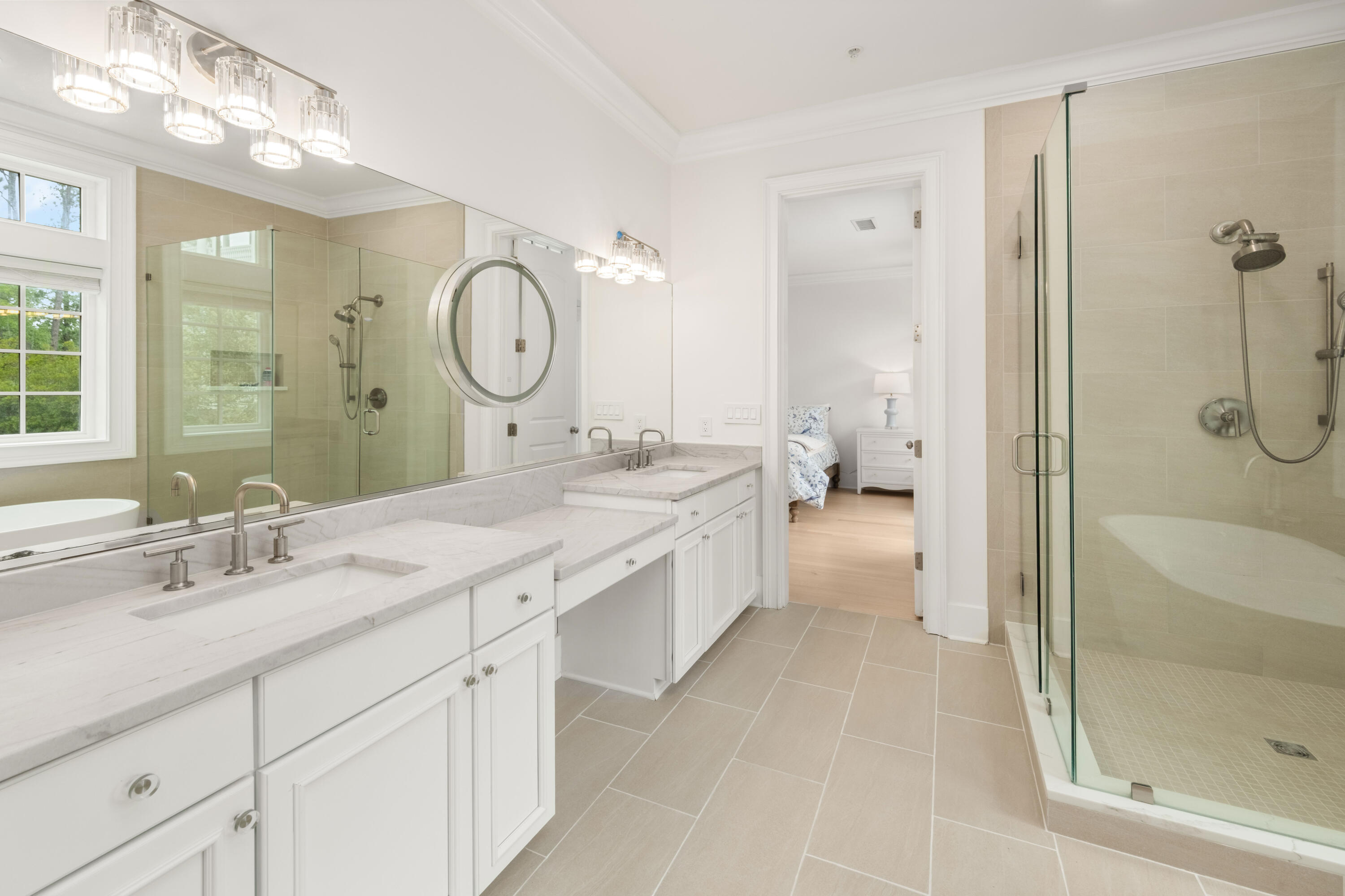 144 Fairbanks Oak Alley # 2b