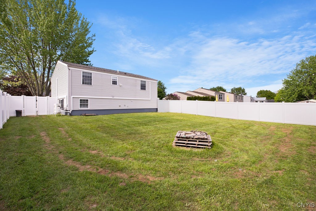 8163 Mantova Drive