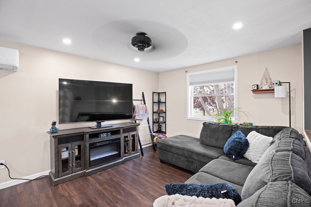 8163 Mantova Drive