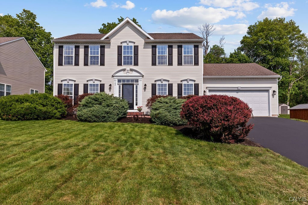 163 Golden Meadows Way