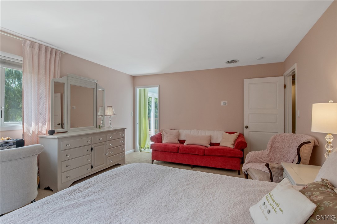 6826 Dutch Hill Road