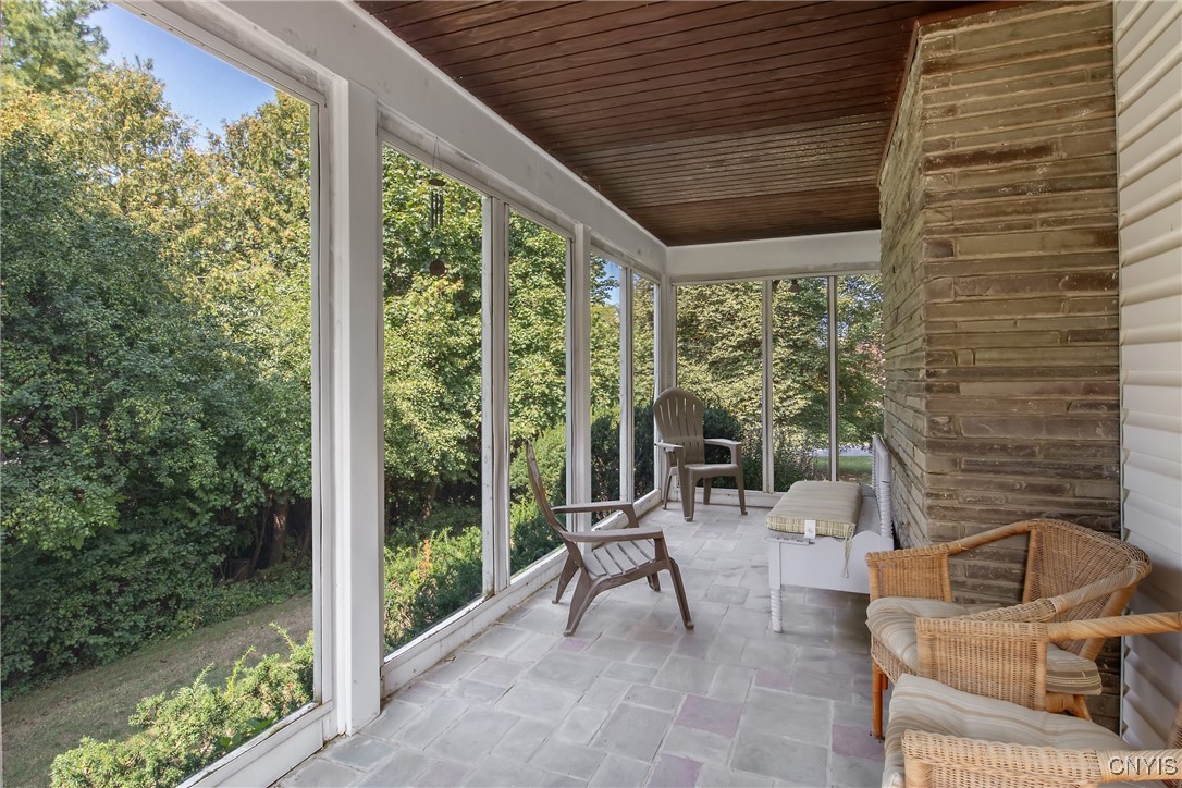 6826 Dutch Hill Road