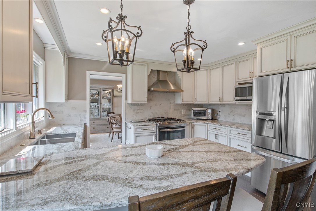 6826 Dutch Hill Road