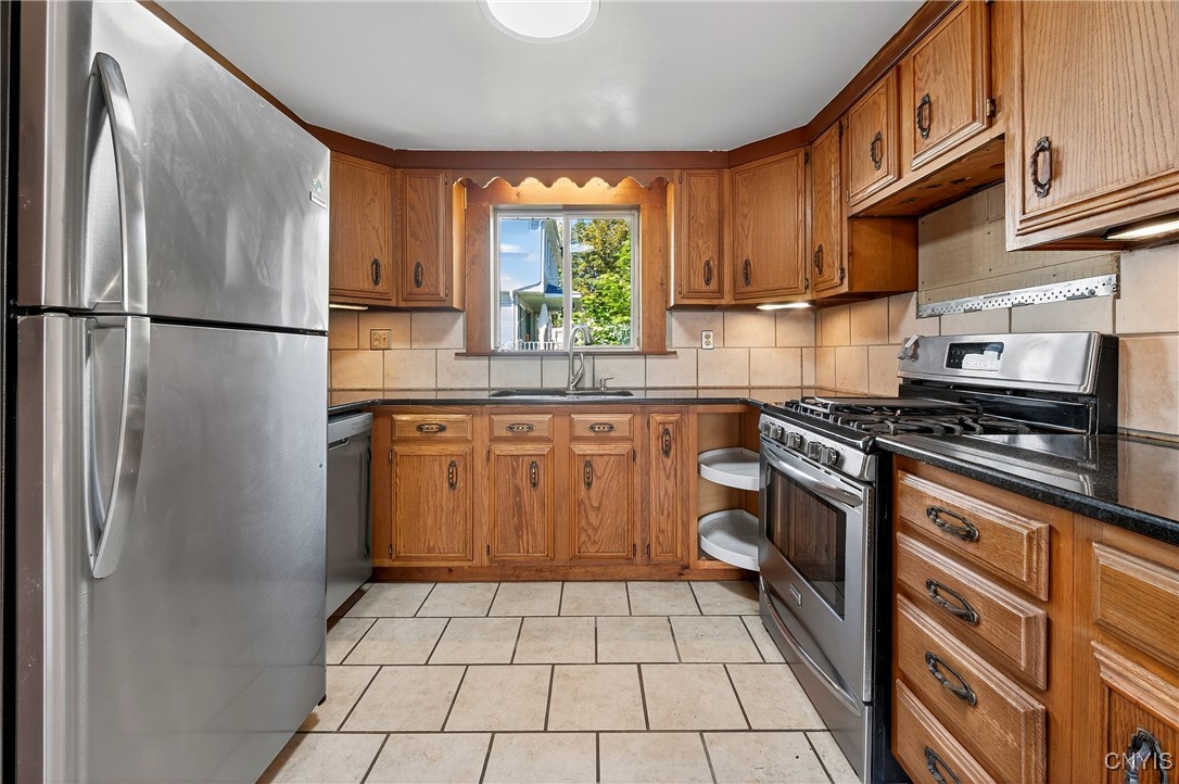 43 Woodworth Road