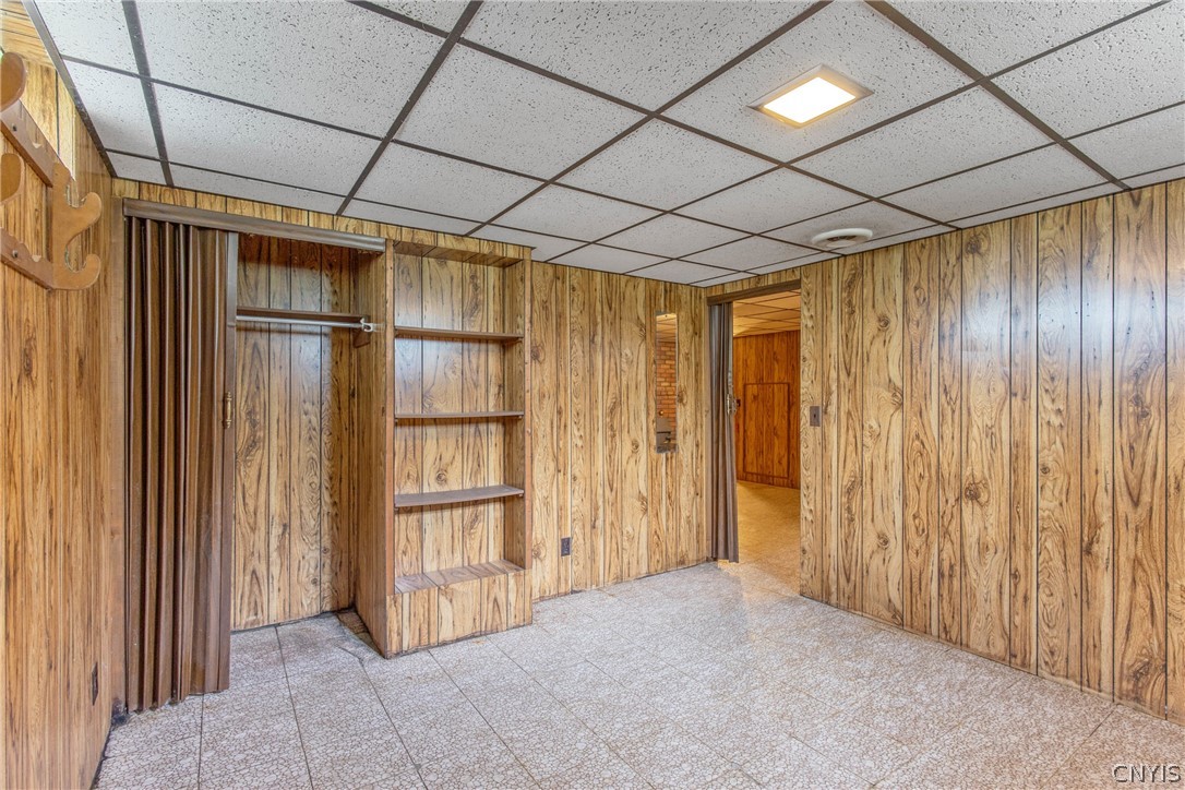 8252 Maple Road