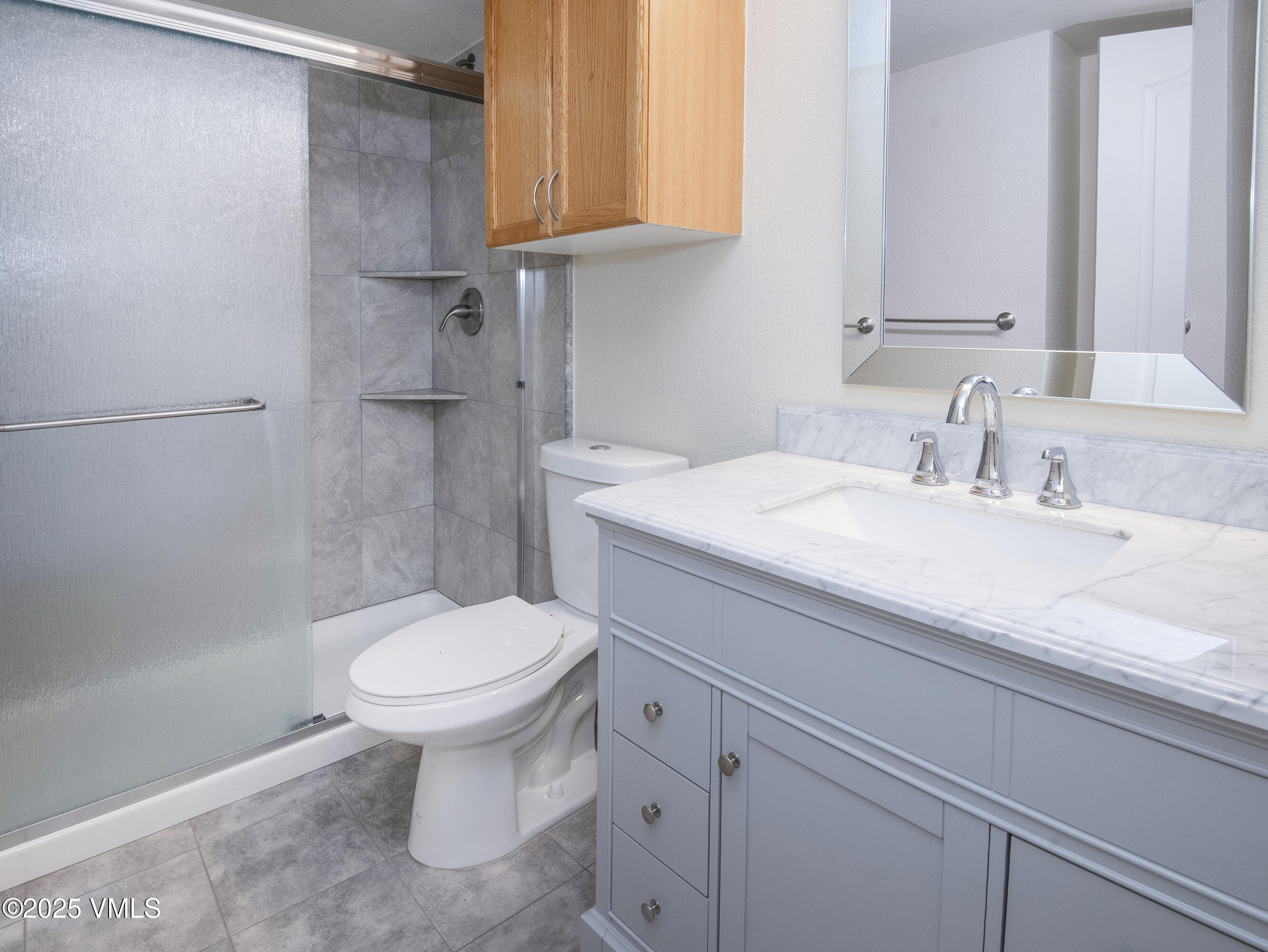 1404 Crazy Horse Circle, 1404