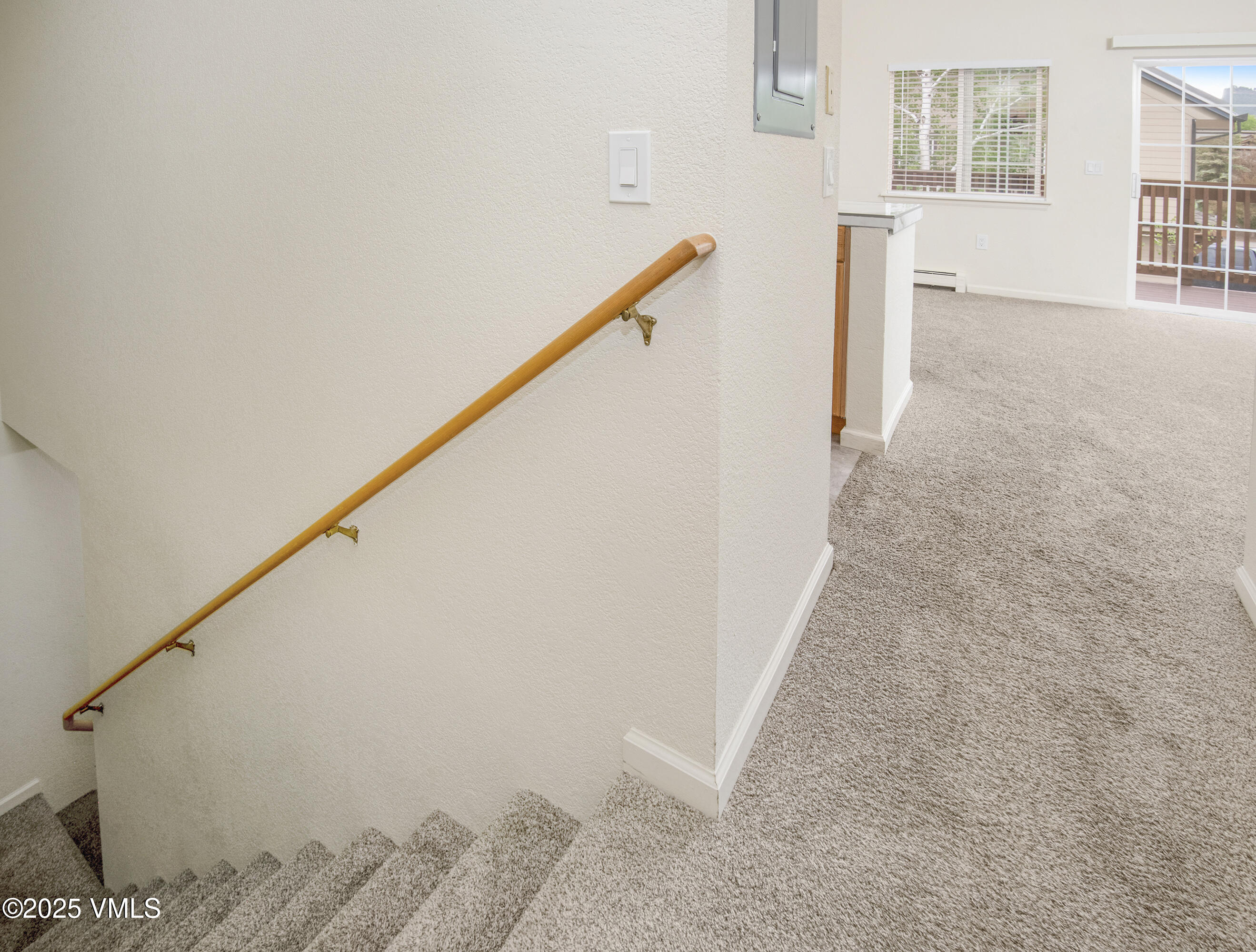 1404 Crazy Horse Circle, 1404