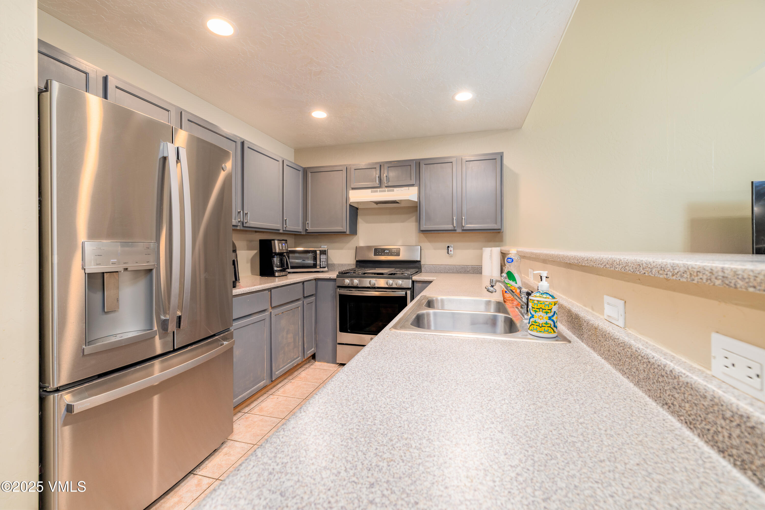 108-3 Quail Circle 3