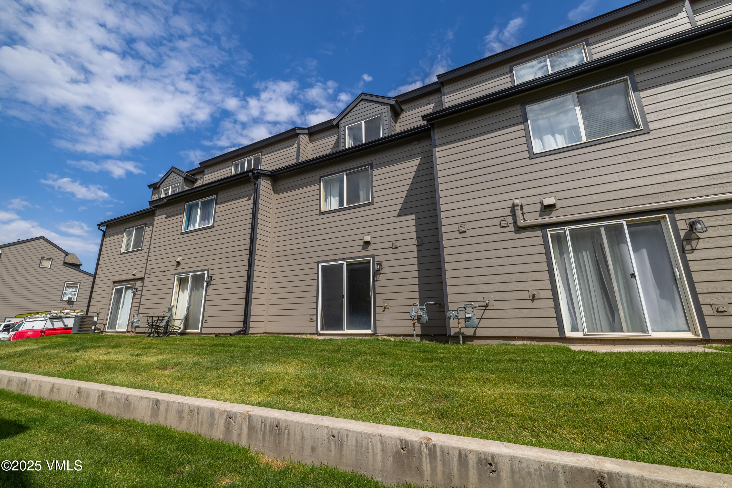 108-3 Quail Circle 3