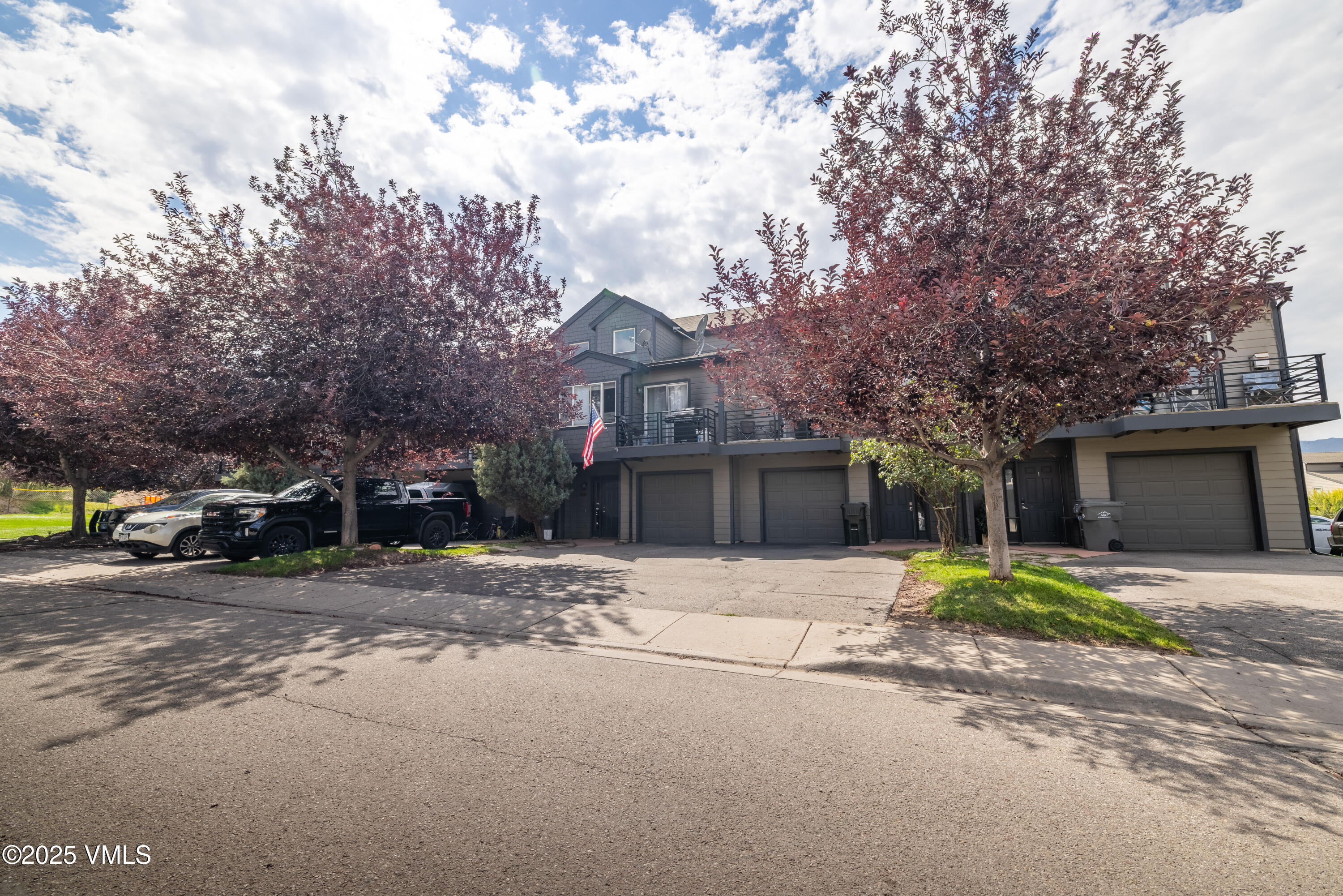 108-3 Quail Circle 3