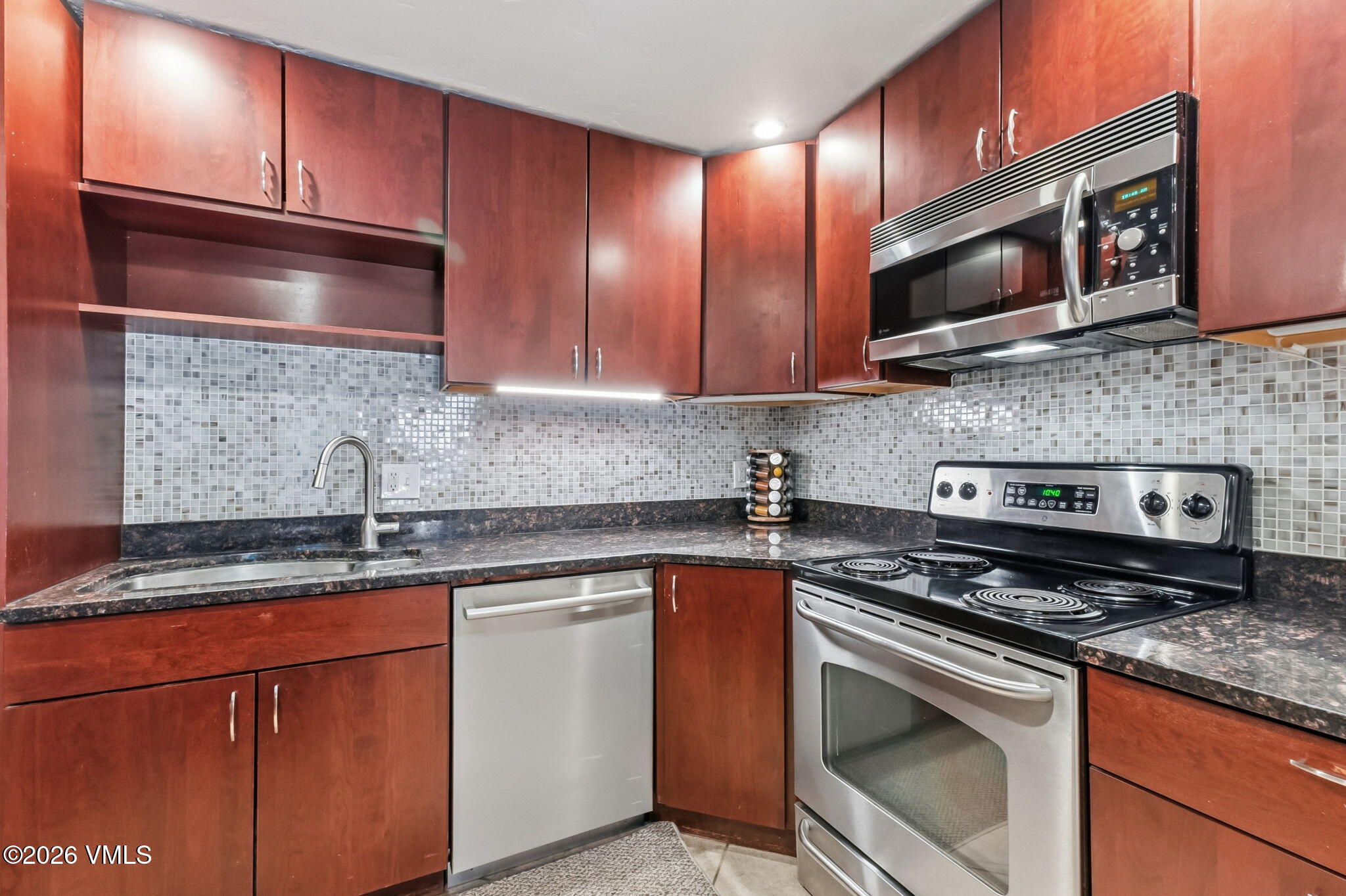1050 W Beaver Creek Boulevard # E102