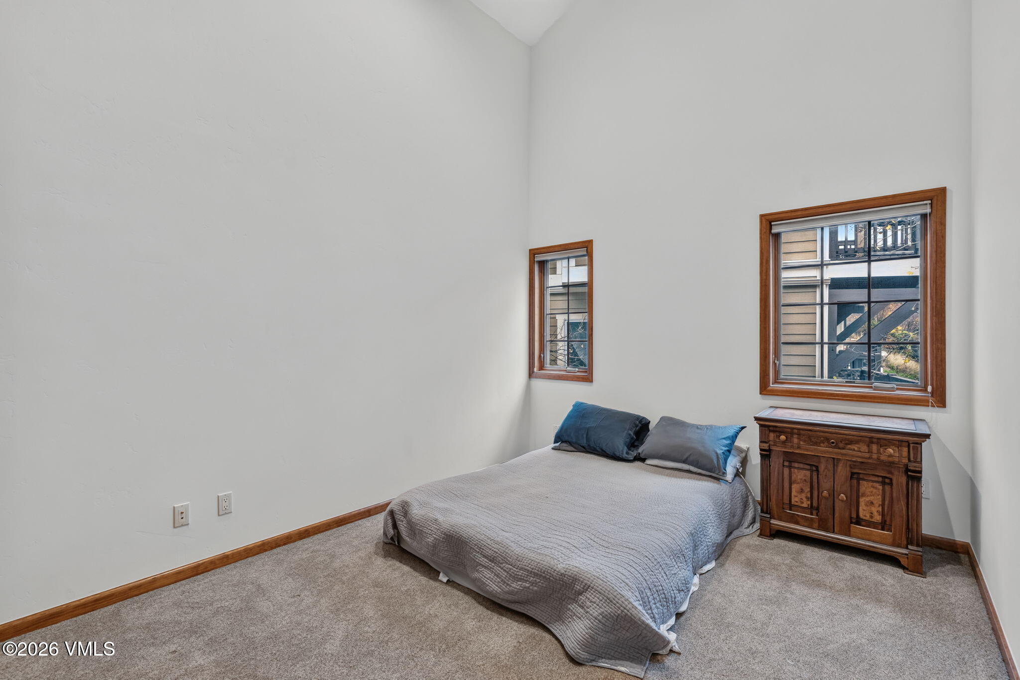 110 N Taylor Street C1