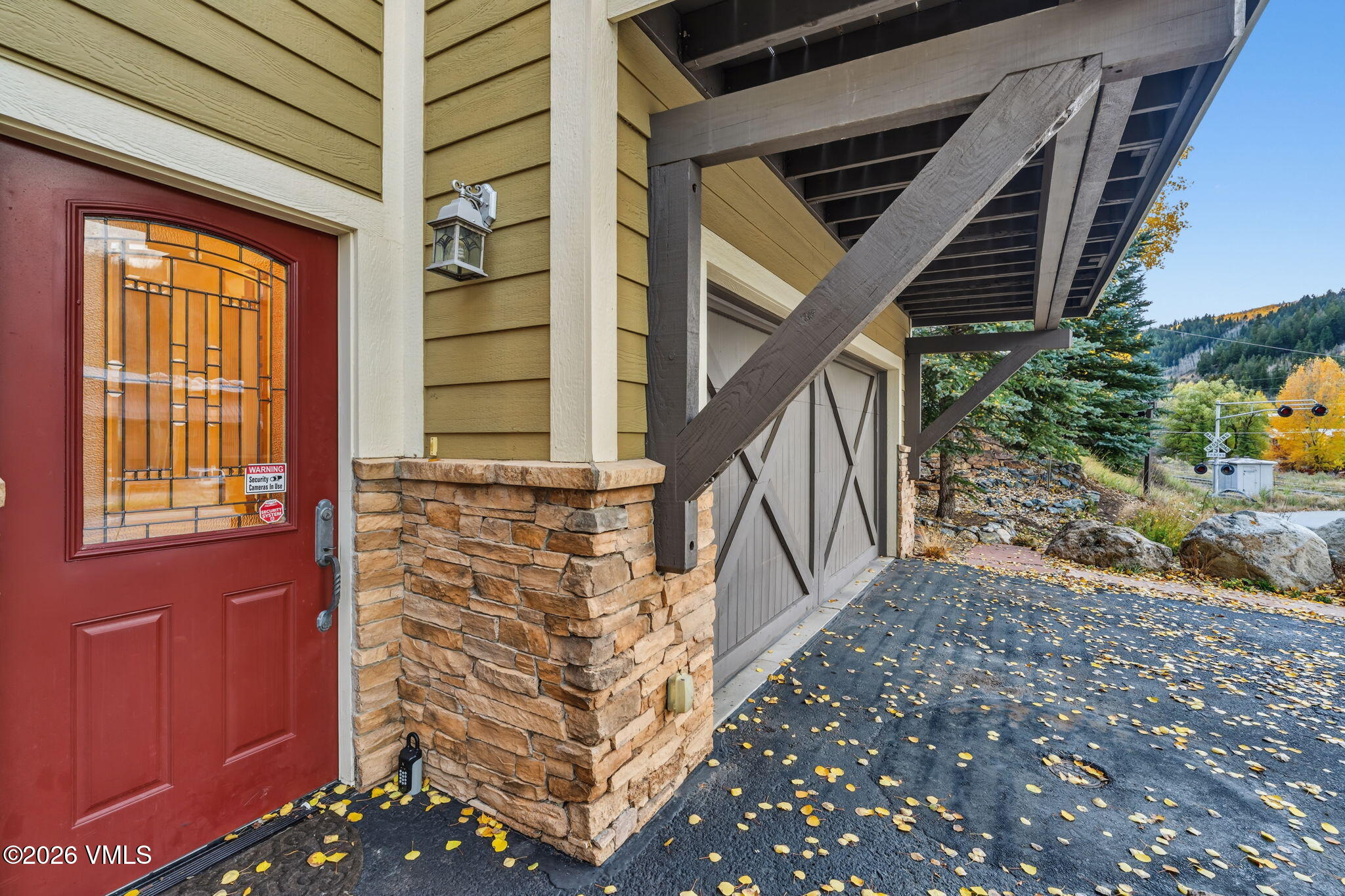 110 N Taylor Street C1