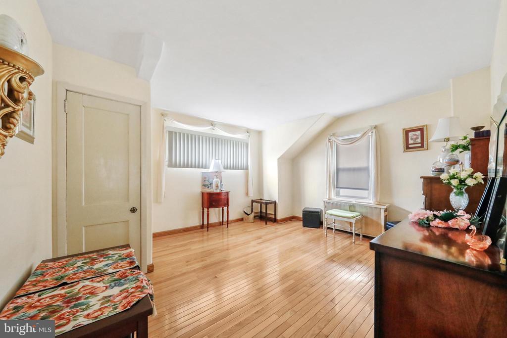 158 Wyoming Ave