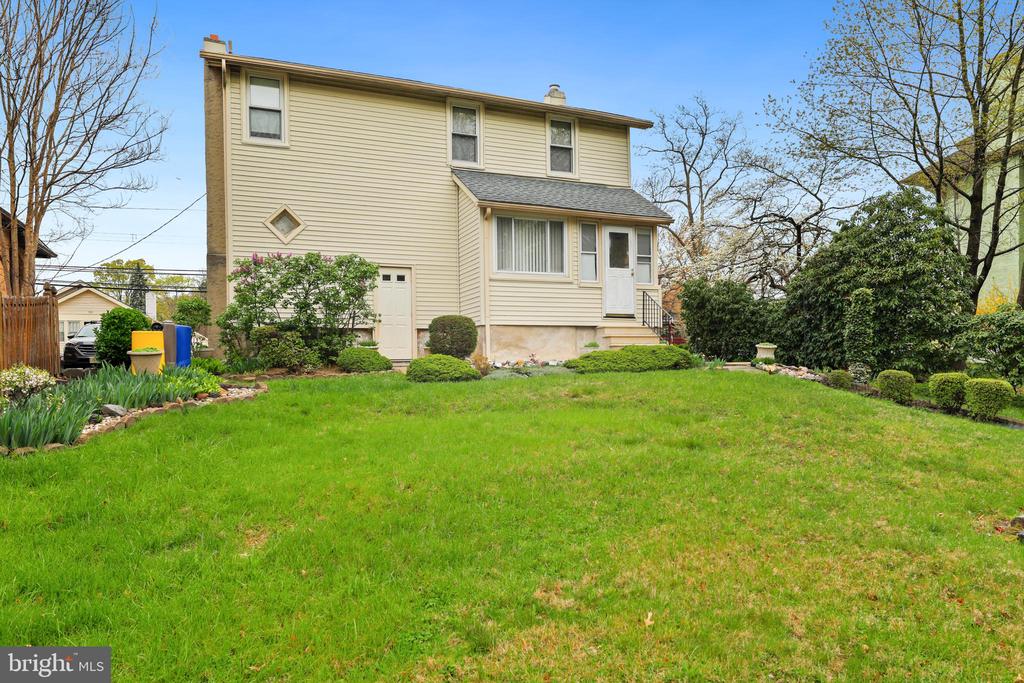 158 Wyoming Ave