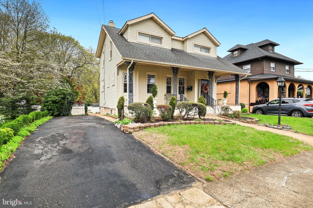158 Wyoming Ave