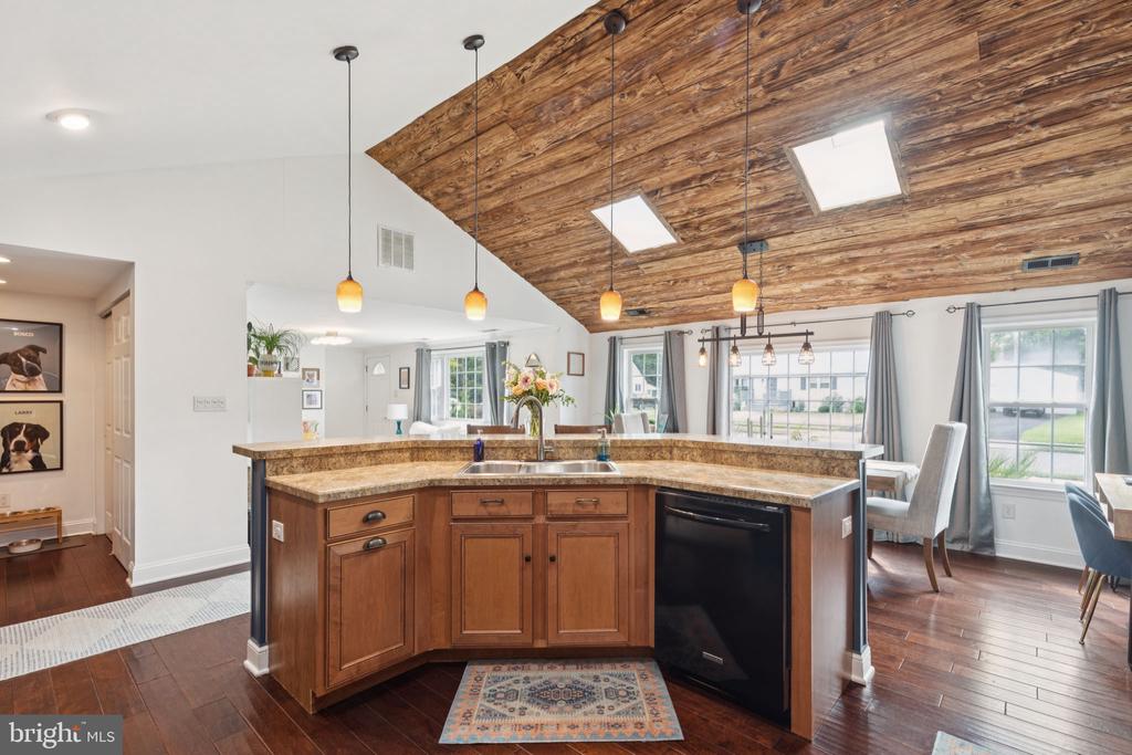 309 WOODLAND AVENUE