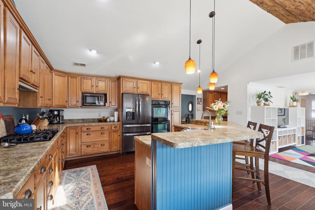 309 WOODLAND AVENUE