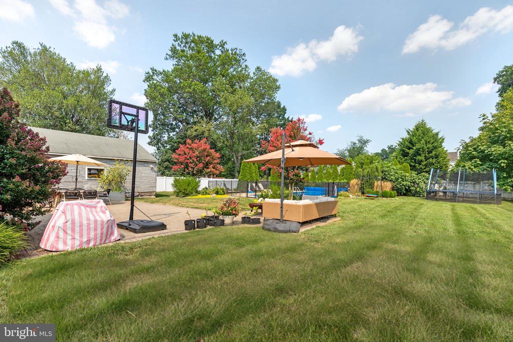 309 WOODLAND AVENUE