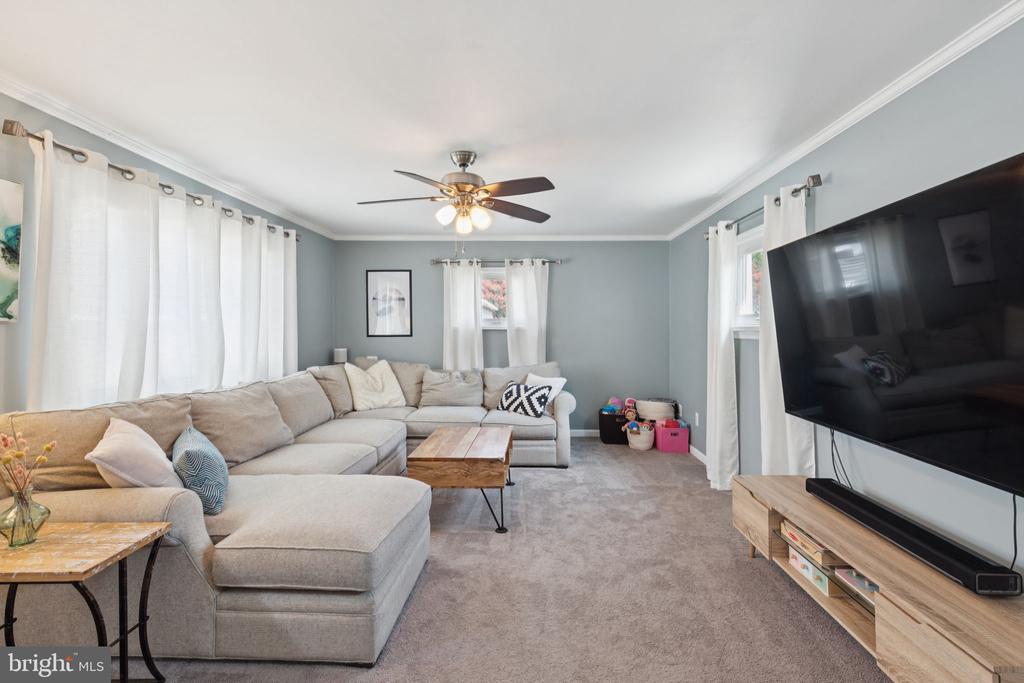 309 WOODLAND AVENUE