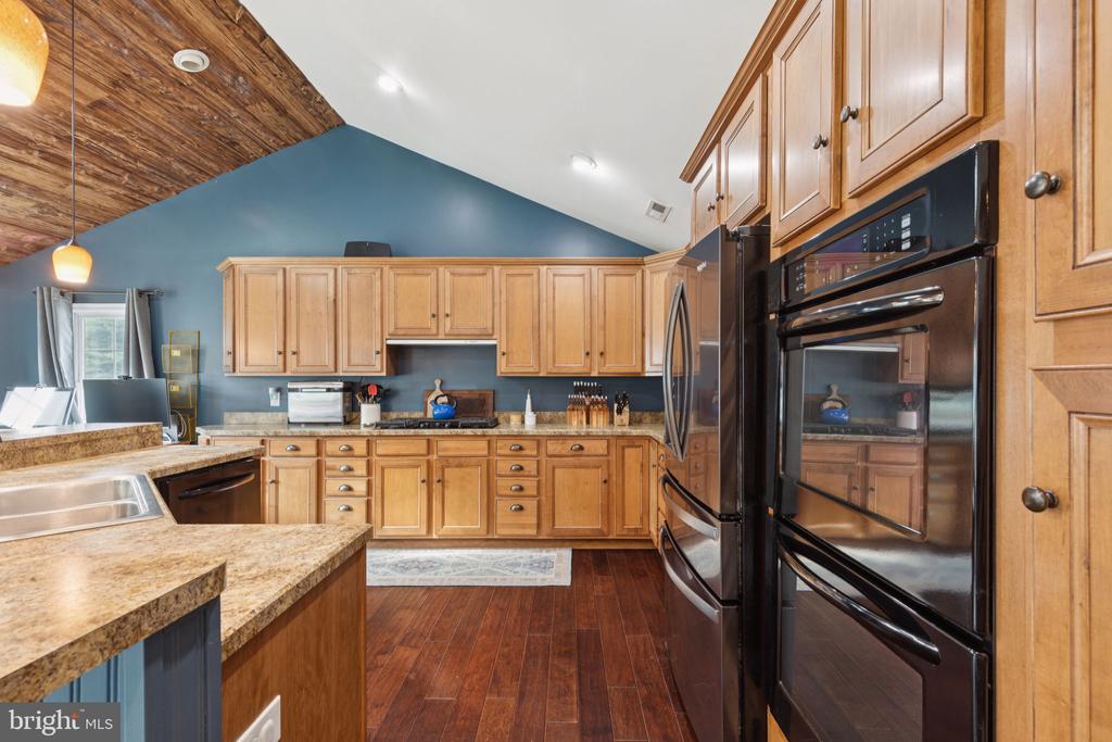 309 WOODLAND AVENUE