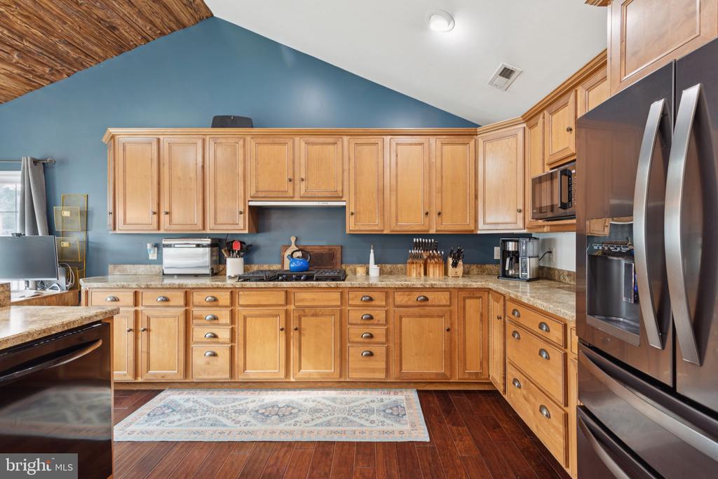 309 WOODLAND AVENUE