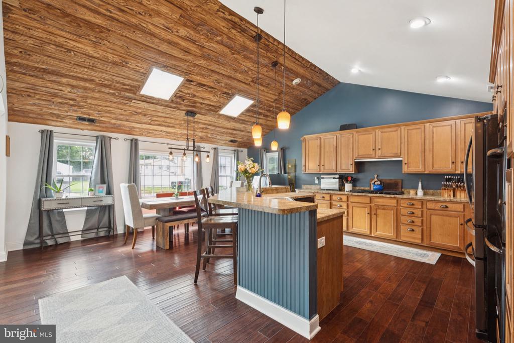309 WOODLAND AVENUE