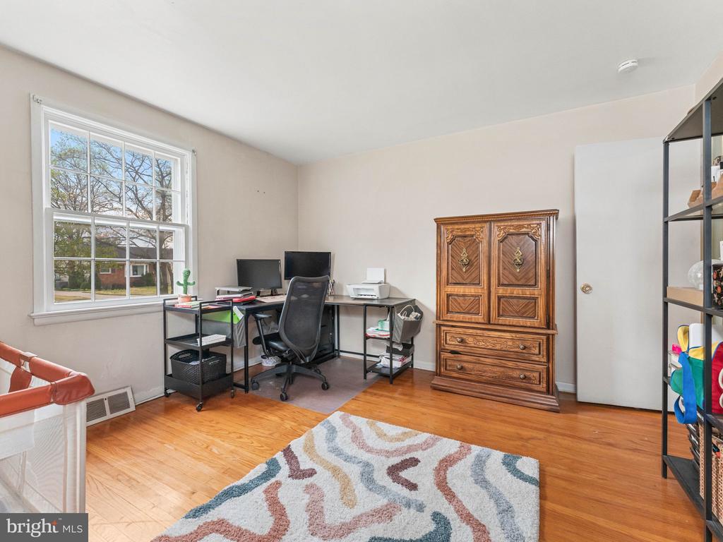 39 NEWELL AVENUE