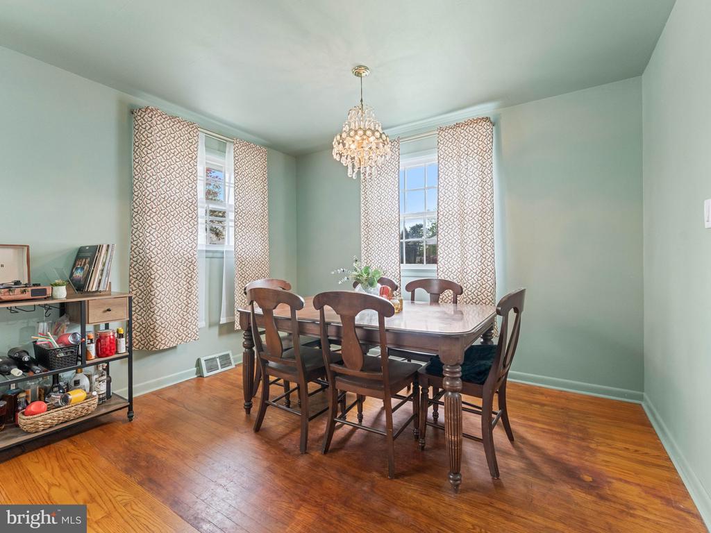 39 NEWELL AVENUE