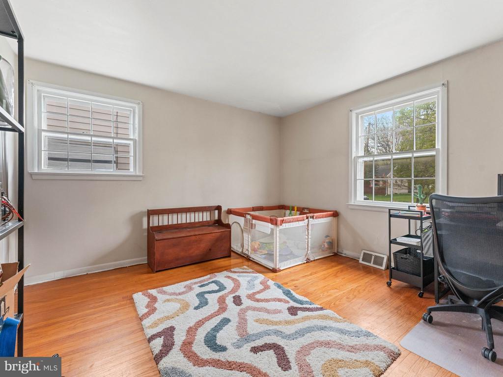 39 NEWELL AVENUE