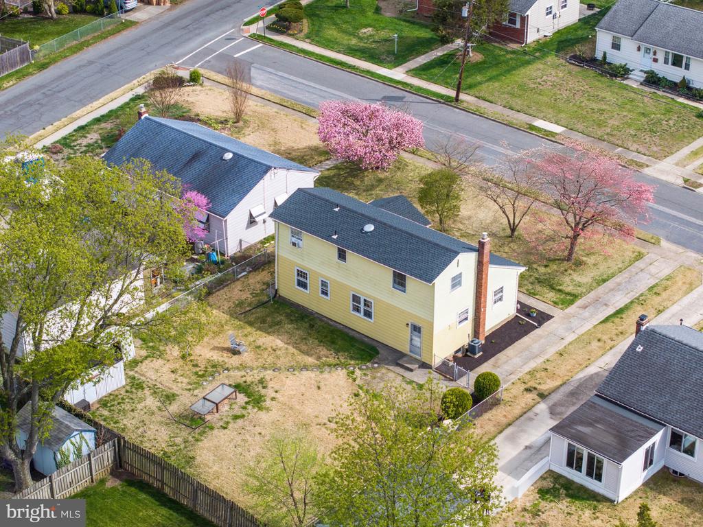 39 NEWELL AVENUE
