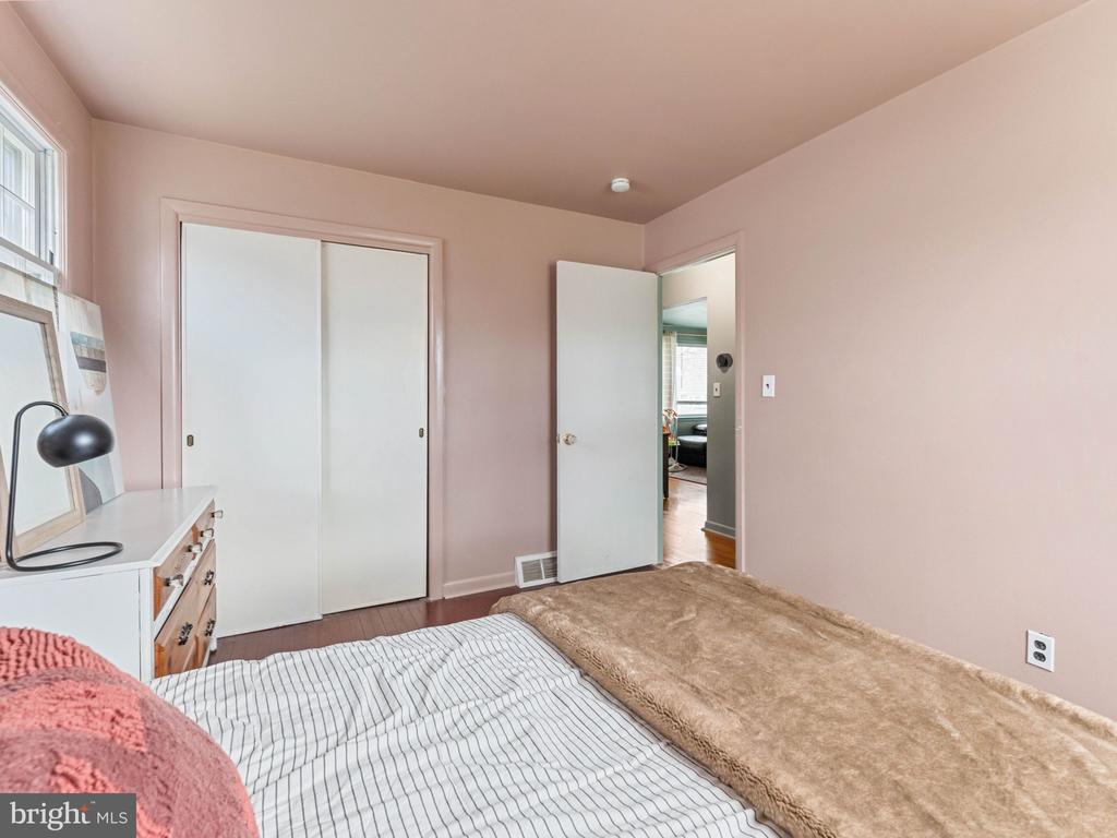 39 NEWELL AVENUE