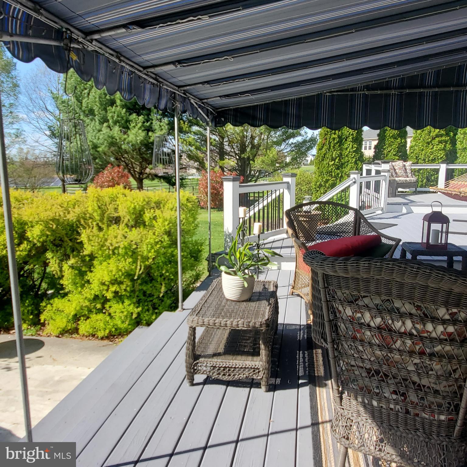 2 Helen Lois Ct