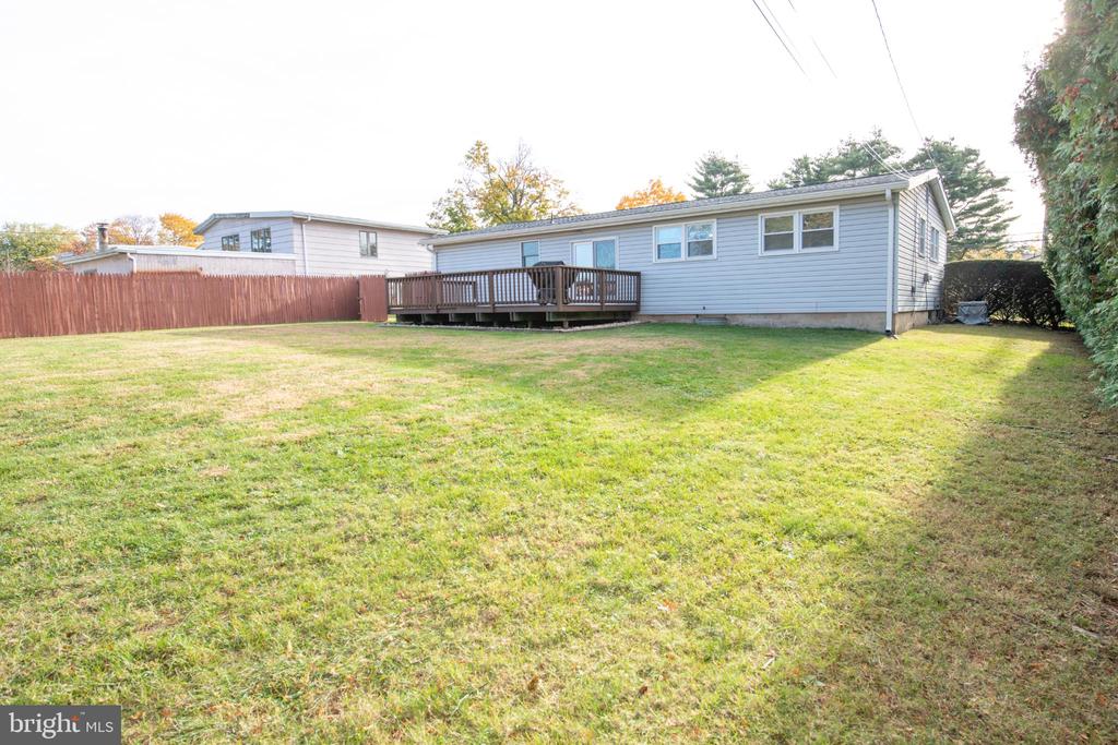 376 NEWTOWN ROAD