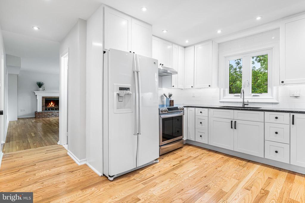 14 BRIGHTON PLACE