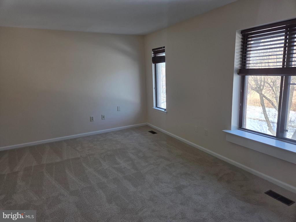 117 WOODGATE LANE
